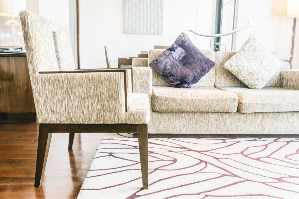 Choosing the Right Rug to Complement Your Furniture